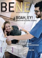 Das Cover des Bene Magazins Nummer 33 zeigt eine lächelnde Schwangere, die im Krankenhaus untersucht wird